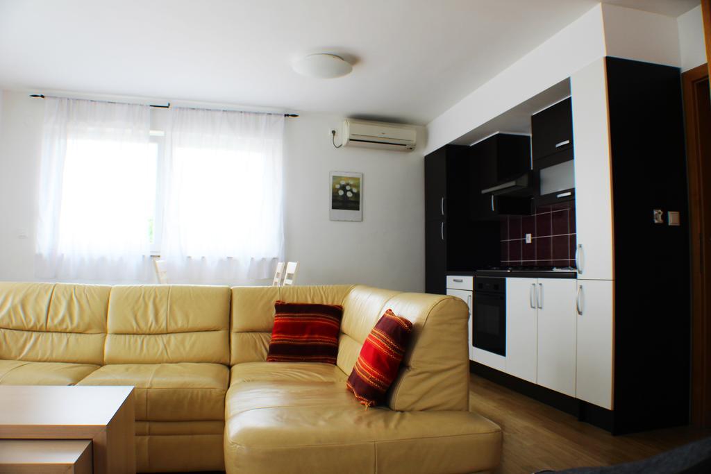 Bokun Apartments III Sisak Exterior photo